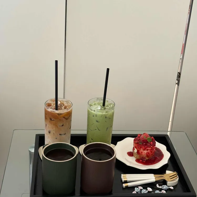 스톤앤카페 사진 1