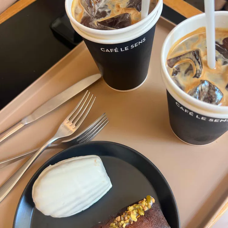 카페 르상스 대표 사진