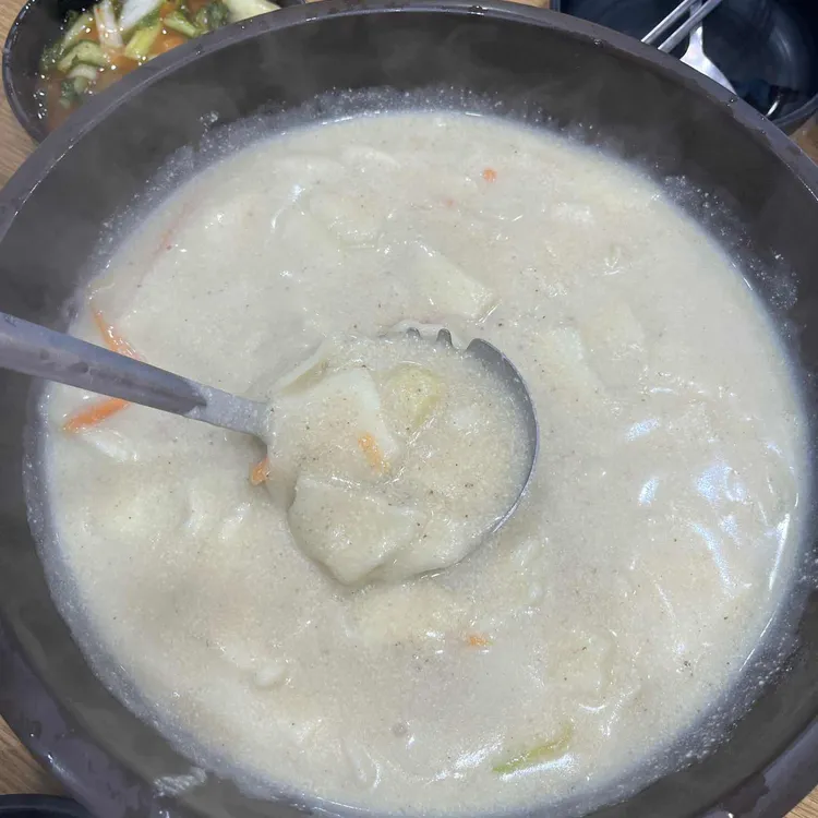 청정 칼국수수제비 전문점 사진 1