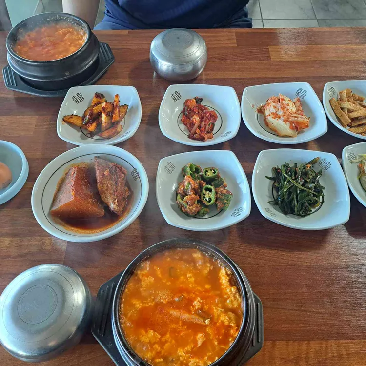전통맷돌순두부 사진 1
