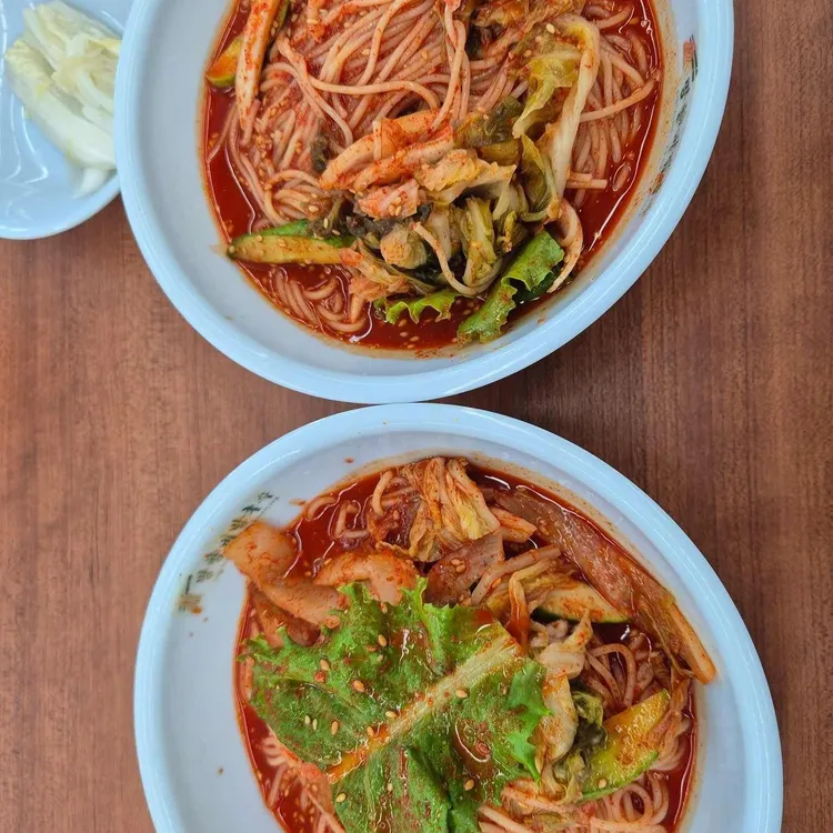망향비빔국수 대표 사진
