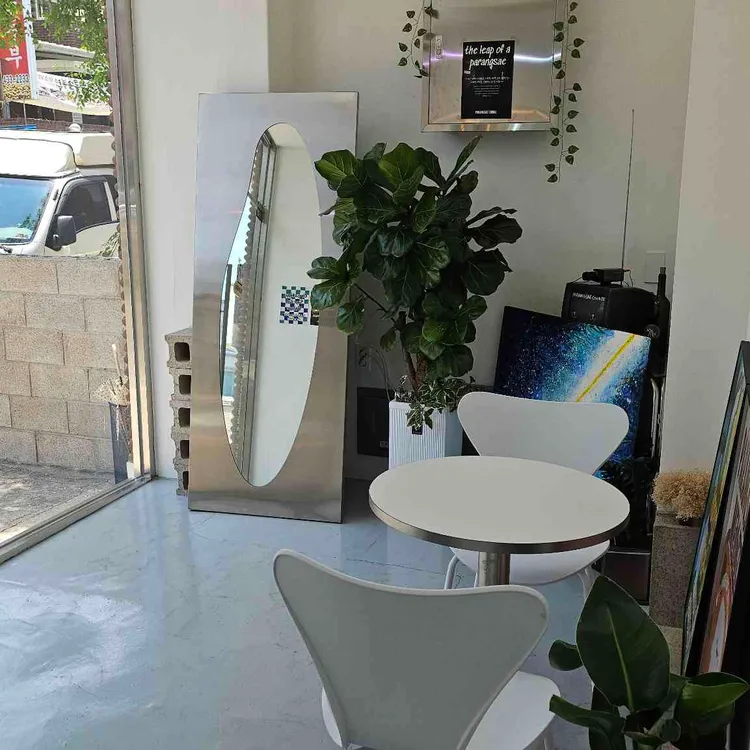 파랑새 대표 사진