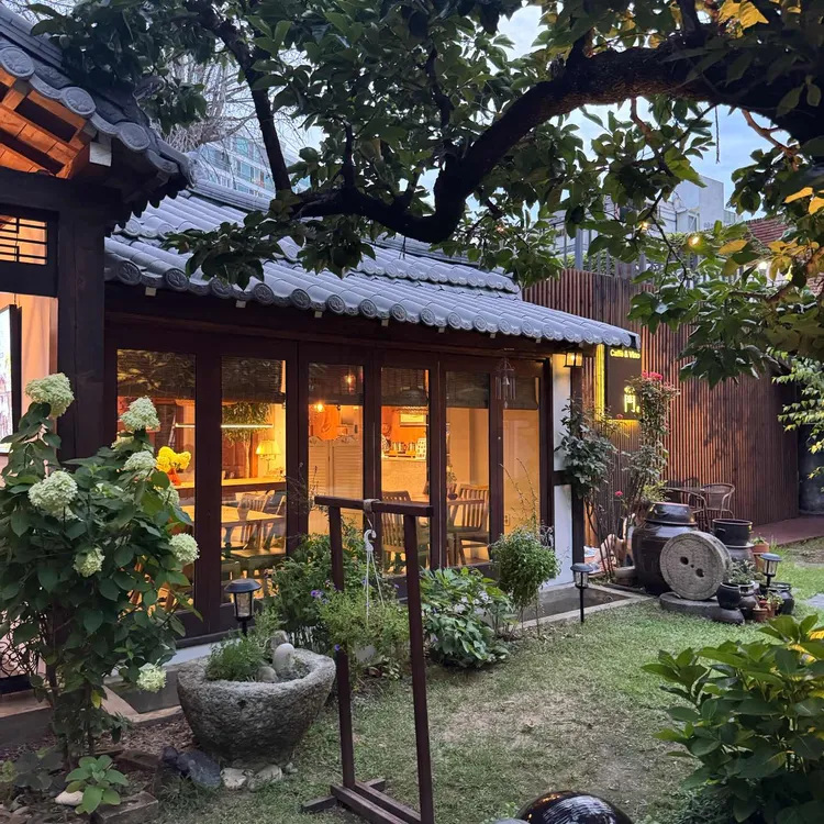 대봉동 문 사진