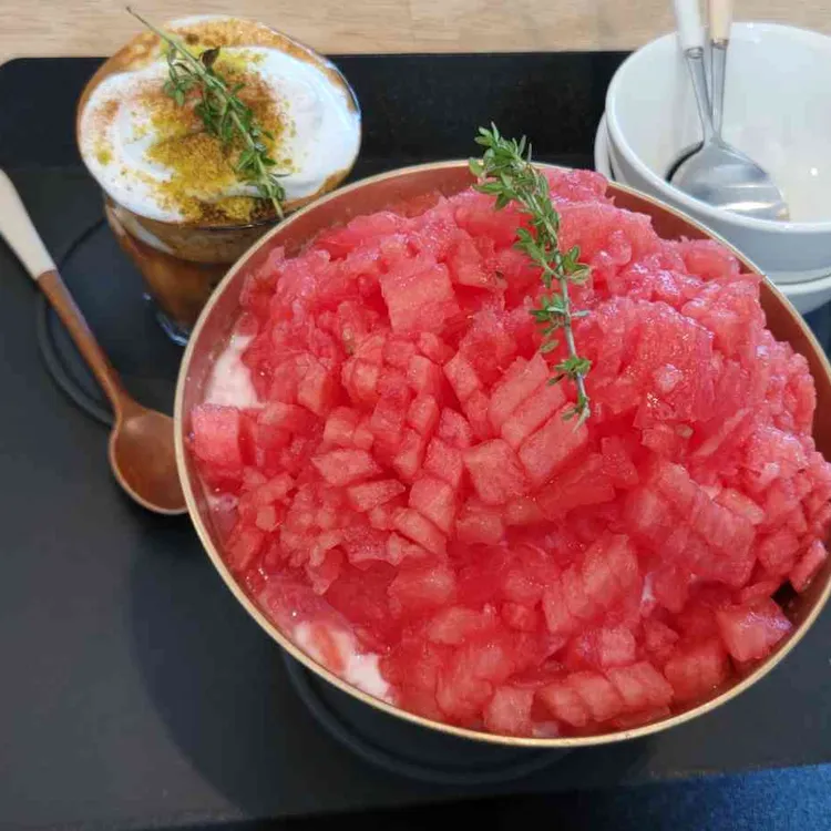 에클로그 사진 1