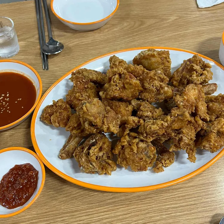 뽀뽀통닭 사진 1
