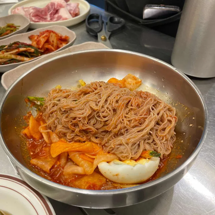 빽돈 대표 사진