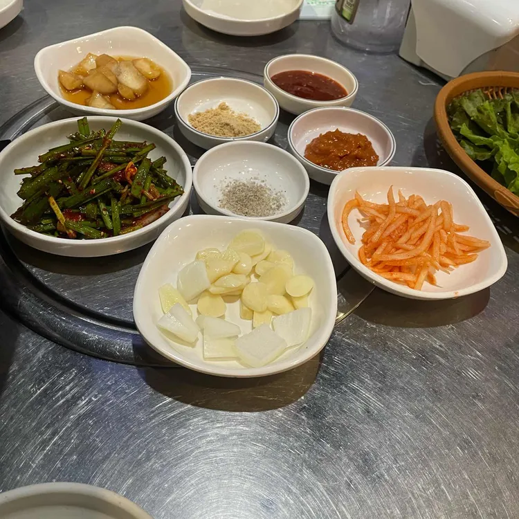 자매네삼곱 대표 사진