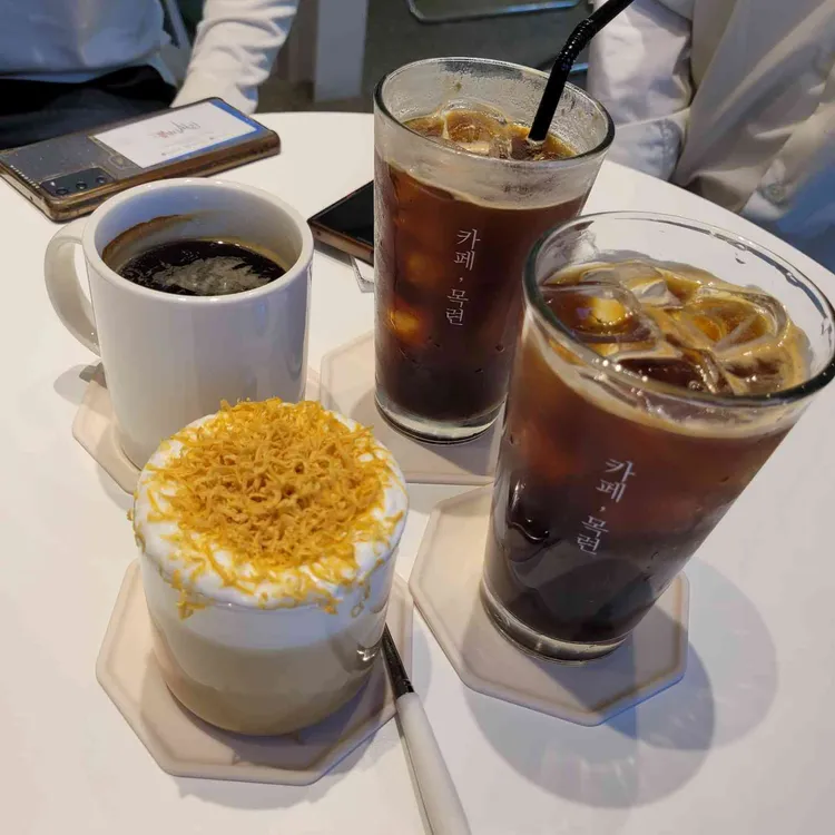 카페 목련 사진 1
