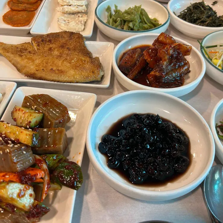 향나무식당 사진 2