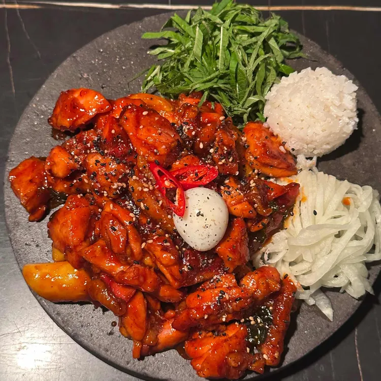 다크멜로 대표 사진
