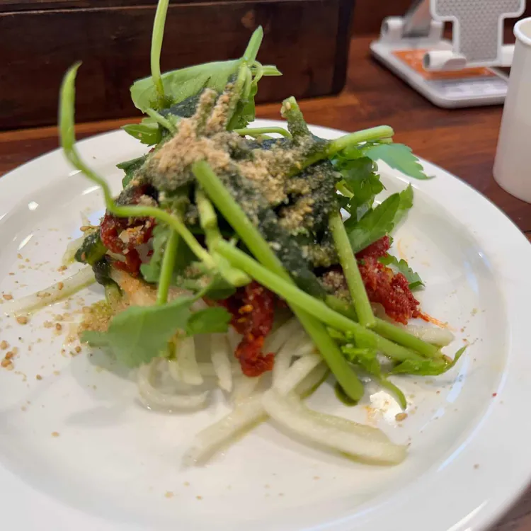 삼삼뼈국 막국수 사진 2