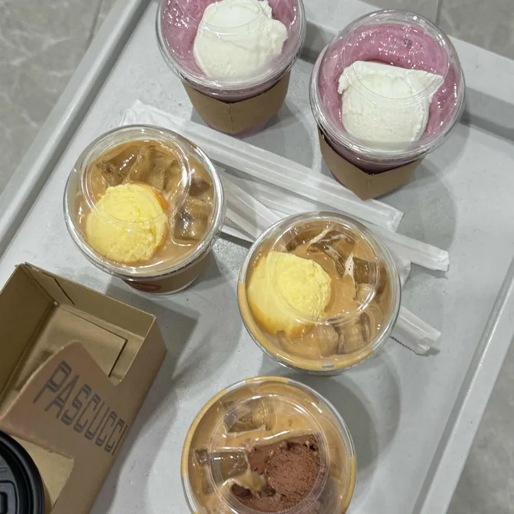 파스쿠찌 대표 사진