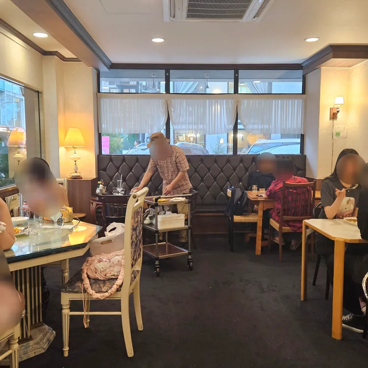 로얄싸롱 사진 2