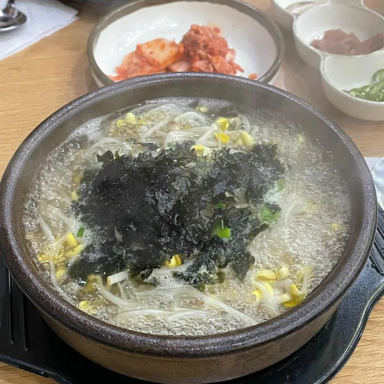 24시전주명가콩나물국밥 사진 1