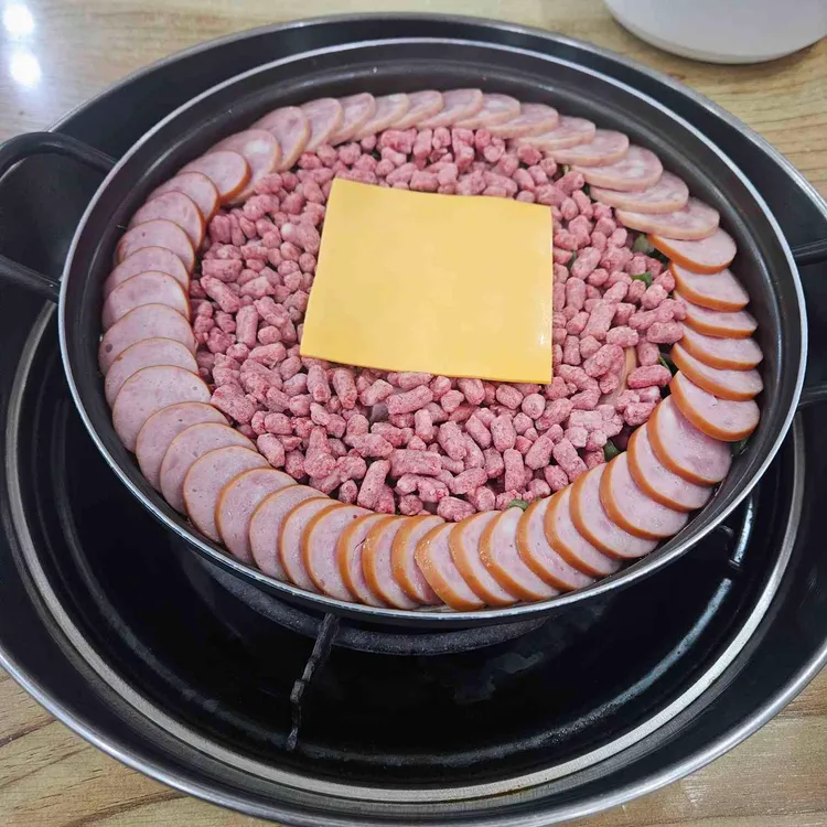 이나경송탄부대찌개 사진 2