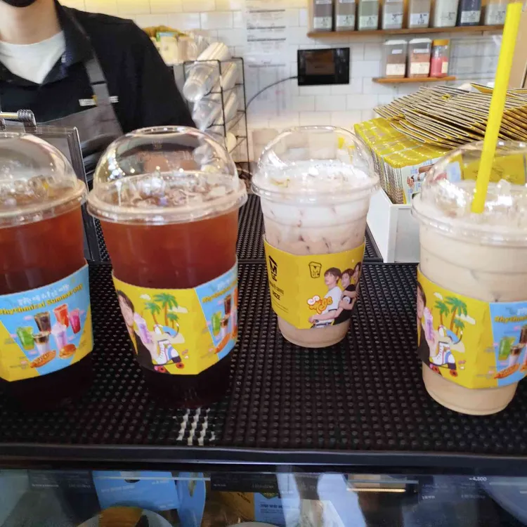 메가커피 사진 2