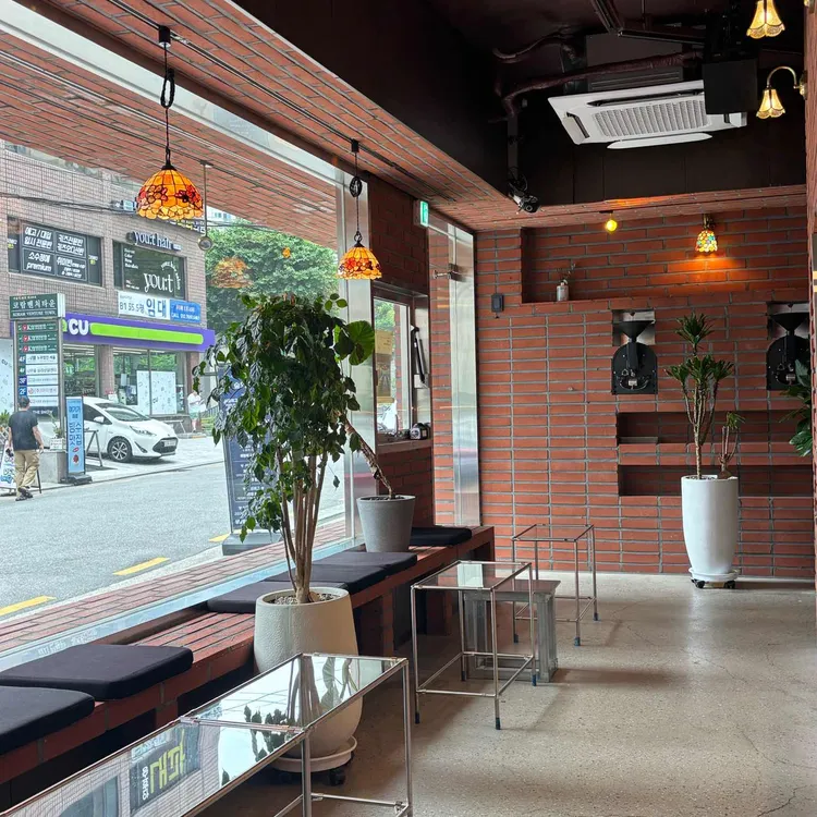 레이어 로스터리 바 사진 2
