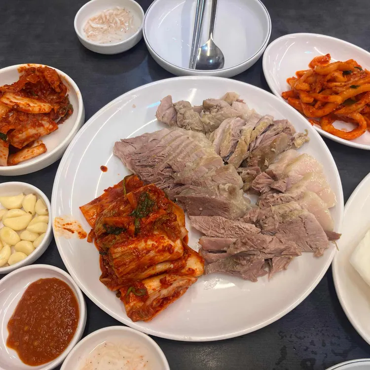 훼미리손칼국수 사진