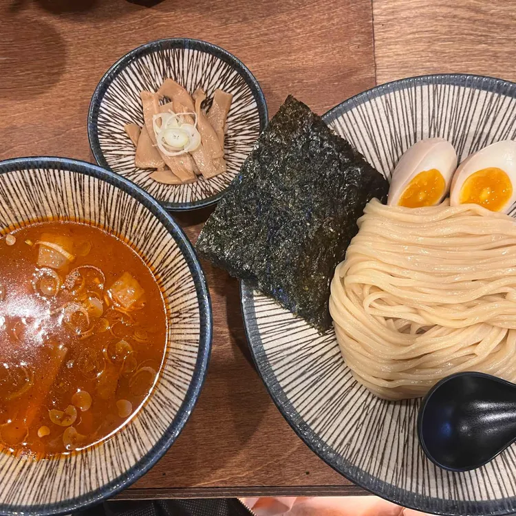멘즈키 사진 1