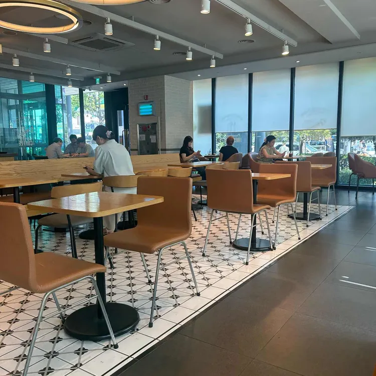 투썸플레이스 대표 사진