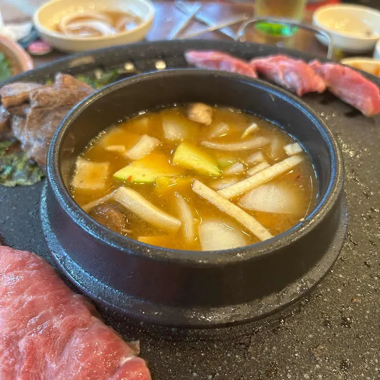 축산정육식당 고깃집 사진 2