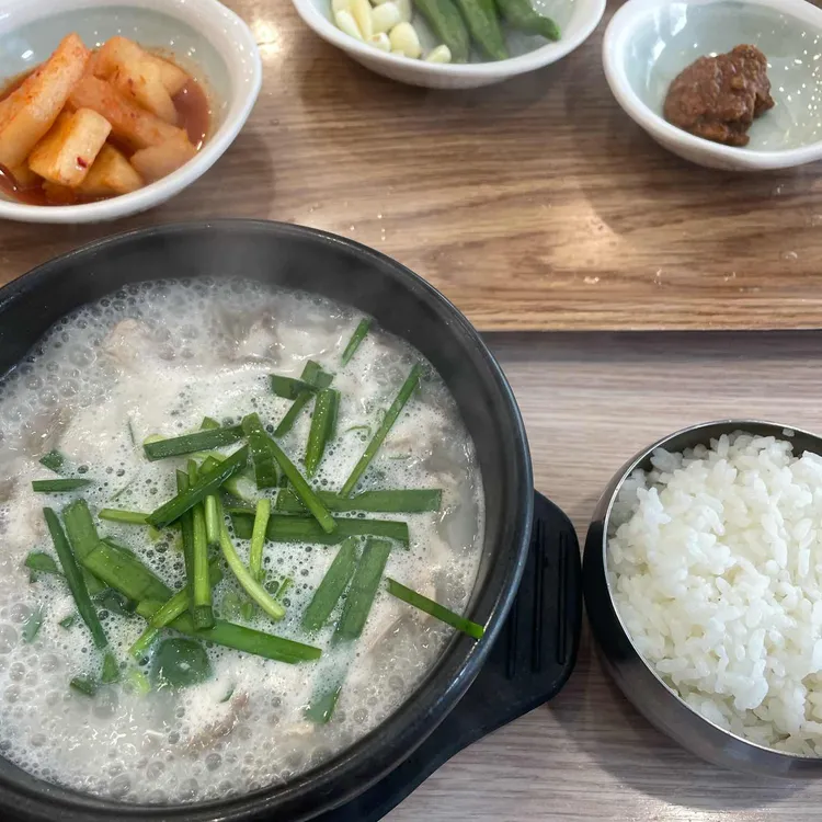 신토불이국밥 대표 사진