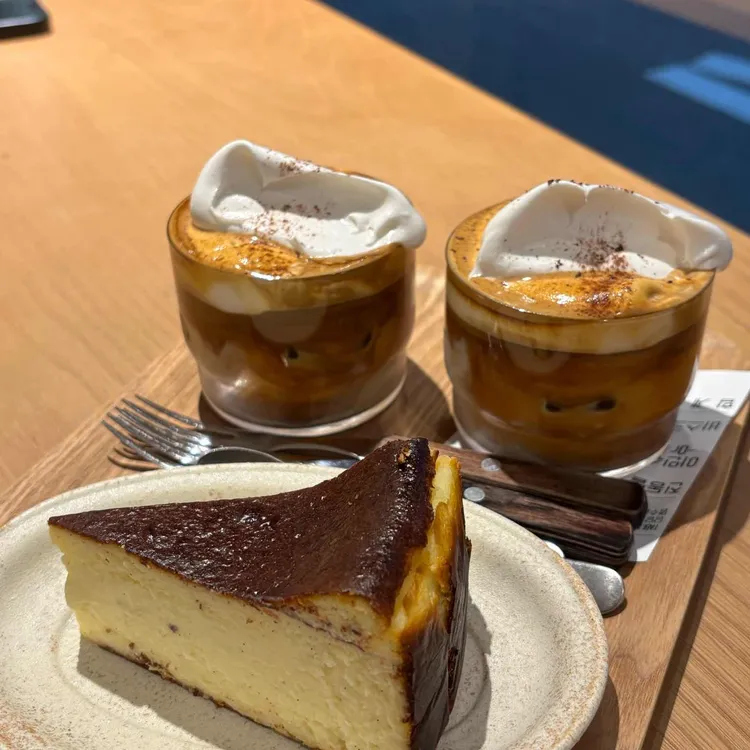 카페 아키비스트 사진