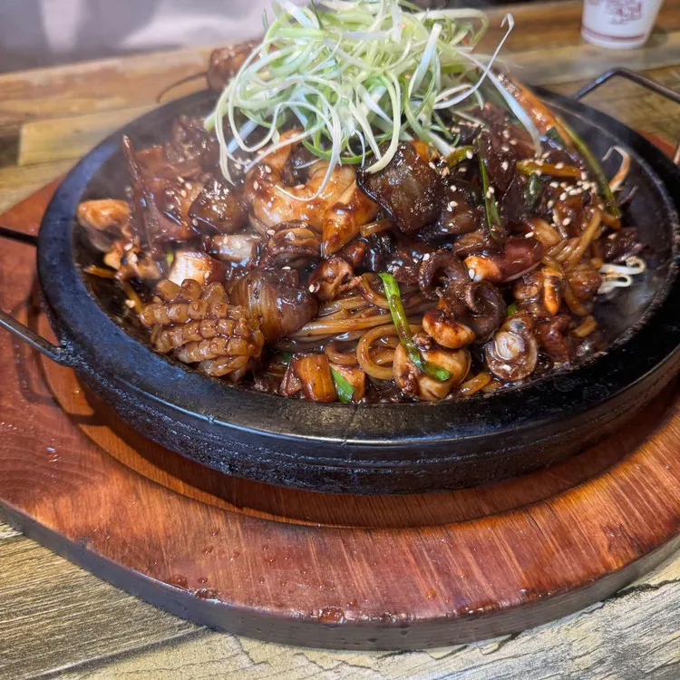 파주돌짜장 사진 1