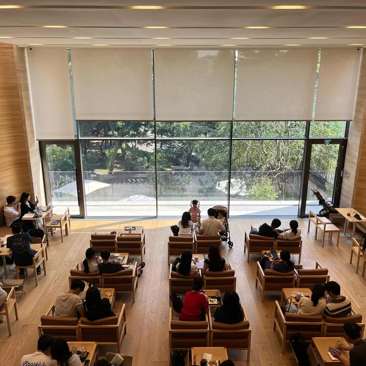 포스톤즈 대표 사진