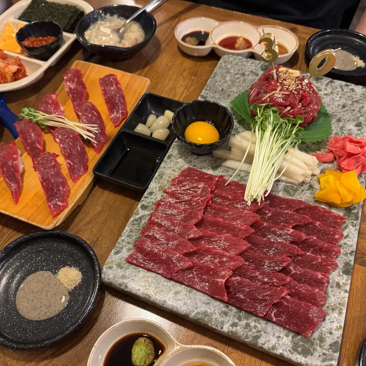 역전육회 사진