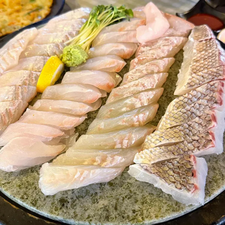 도툼횟집 사진 1