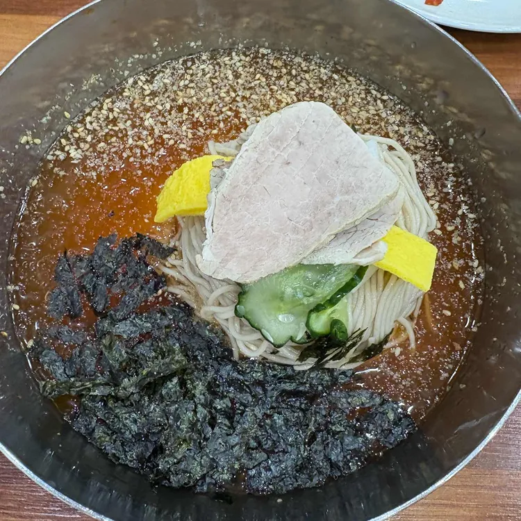 홍밀면옥 대표 사진