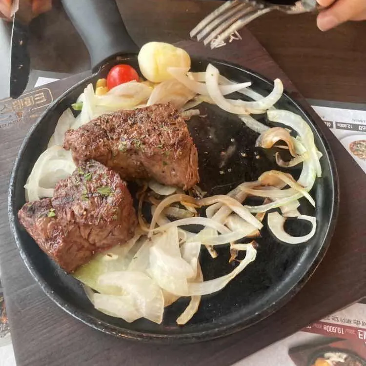 훗스테이크 대표 사진