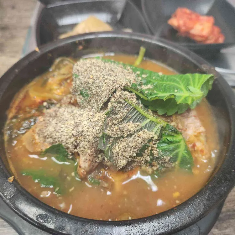망원감자탕 대표 사진