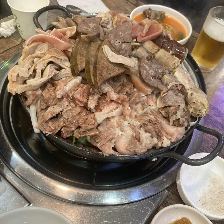 탑골순대국 대표 사진