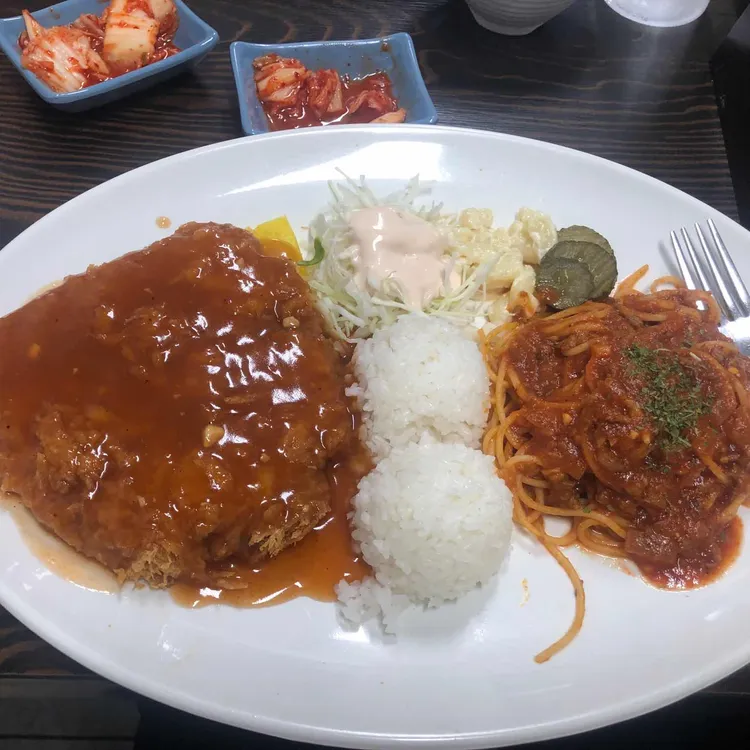 피터팬돈까스 사진 1