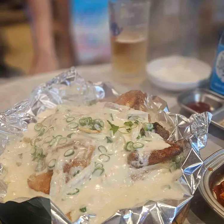 참나무장작구이통닭 대표 사진