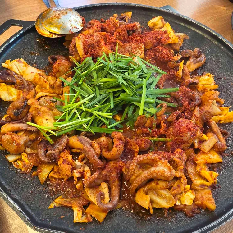 보배쭈꾸미 대표 사진