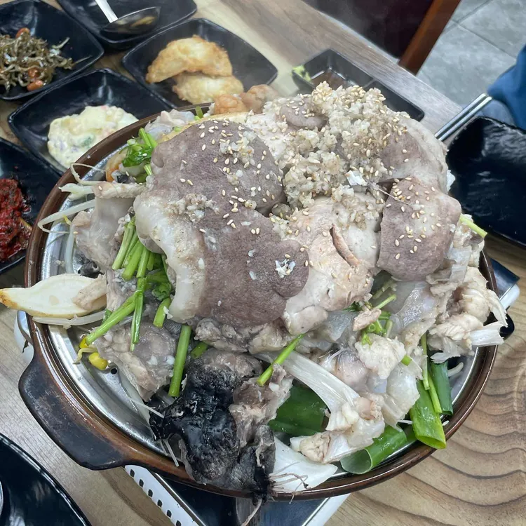 생아구수육(대)