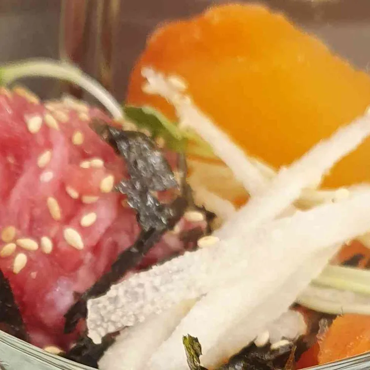 육회바른연어 가맹본사 대표 사진
