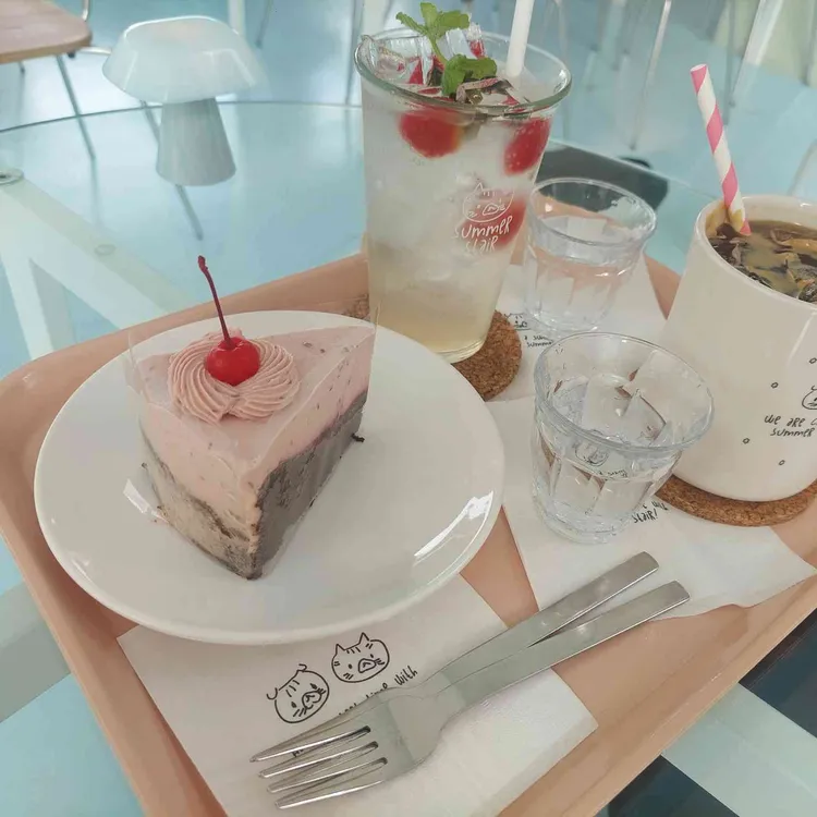 썸머스테어 대표 사진