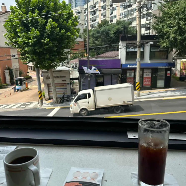 엘카페 커피로스터스 사진