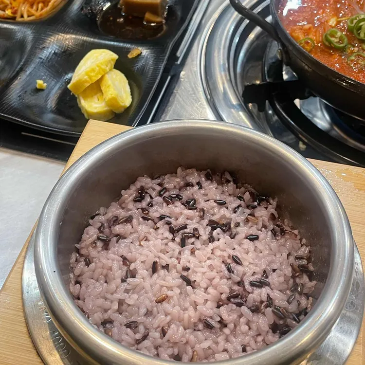 솥밥 대표 사진