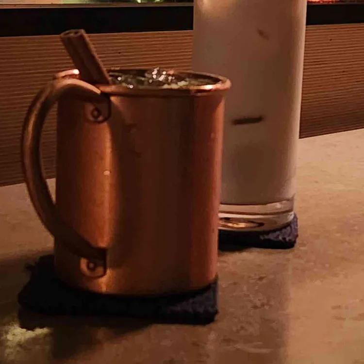 바 사뭇 대표 사진