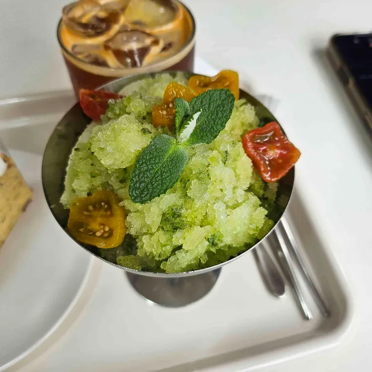 크레뮤 러빙 클럽 사진