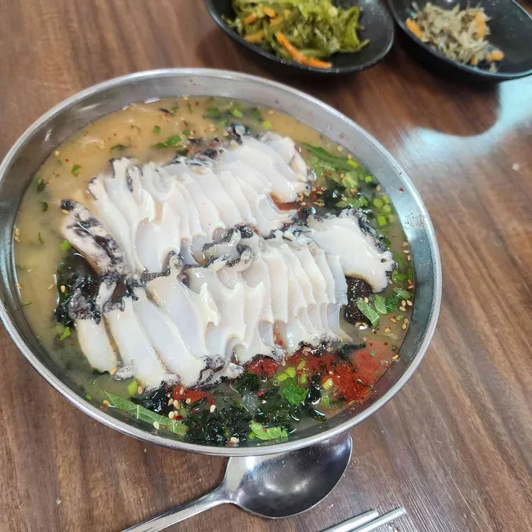 공천포식당 사진
