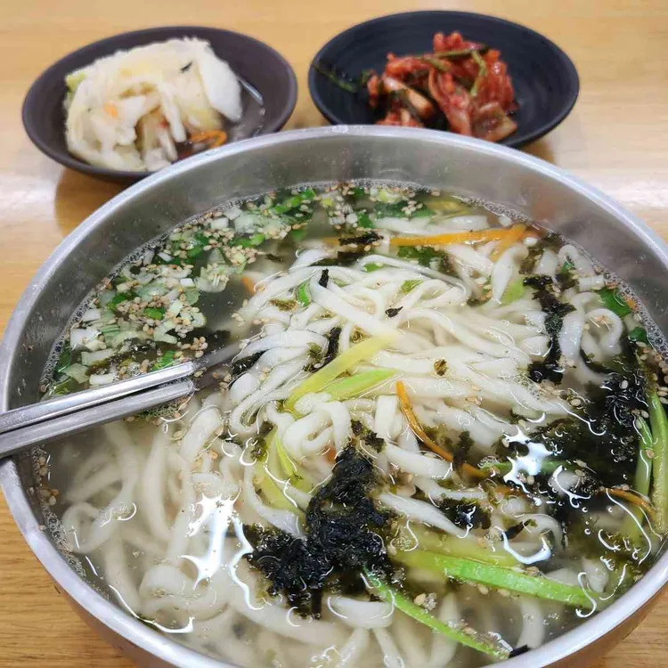 엄마홍두깨칼국수 대표 사진