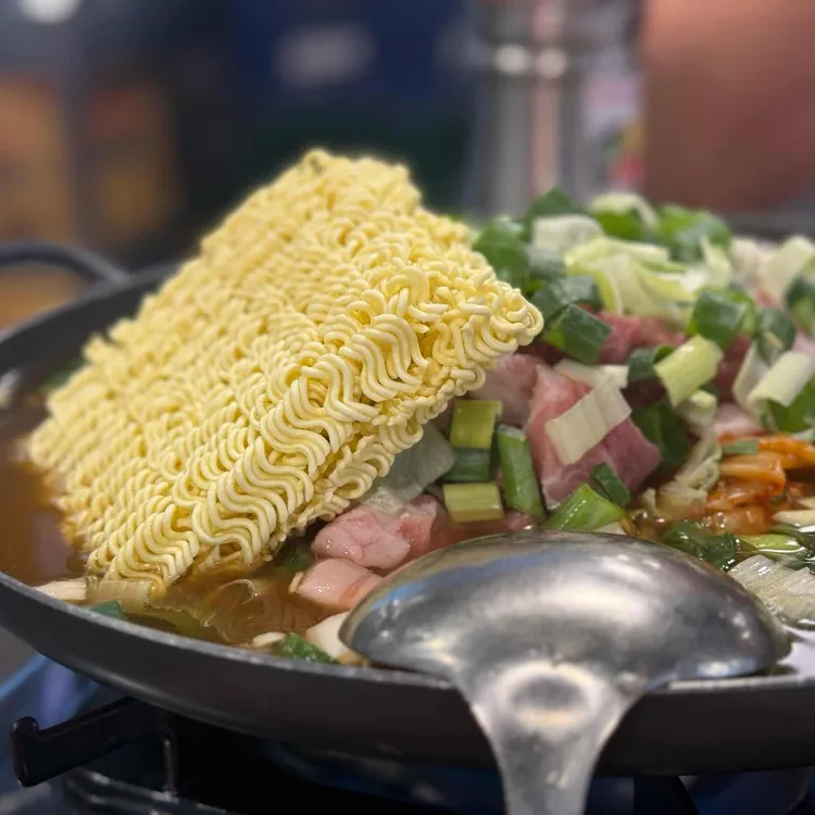 김삼보 제주생고기 & 김치찌개 사진 1