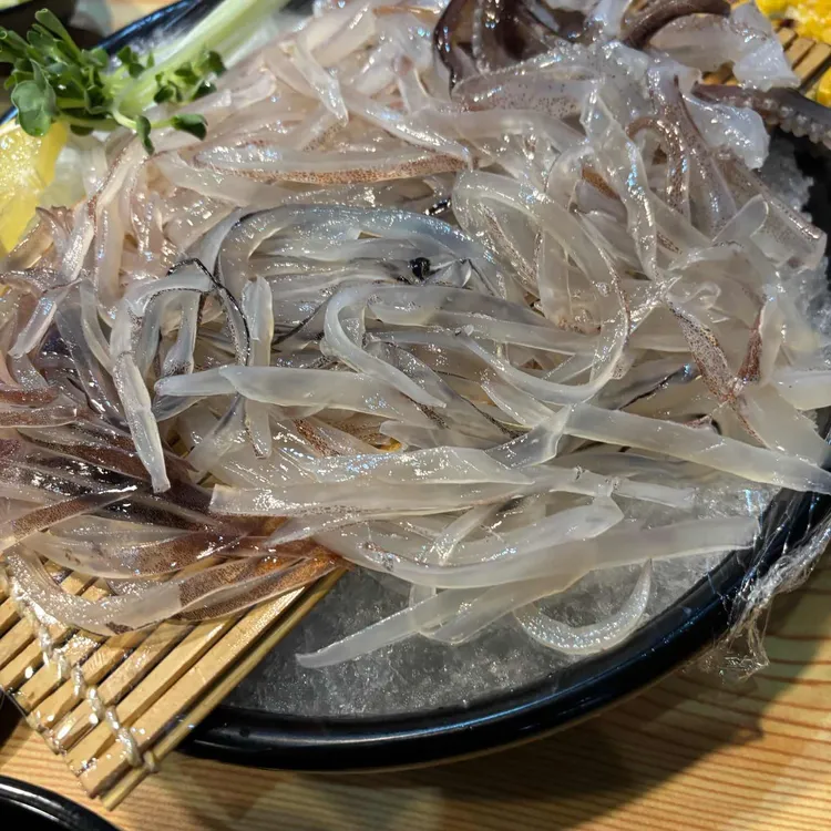 수다떠는오징어 대표 사진