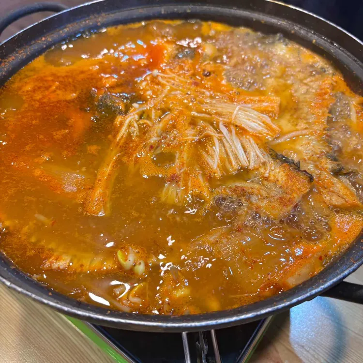 수다떠는오징어 대표 사진